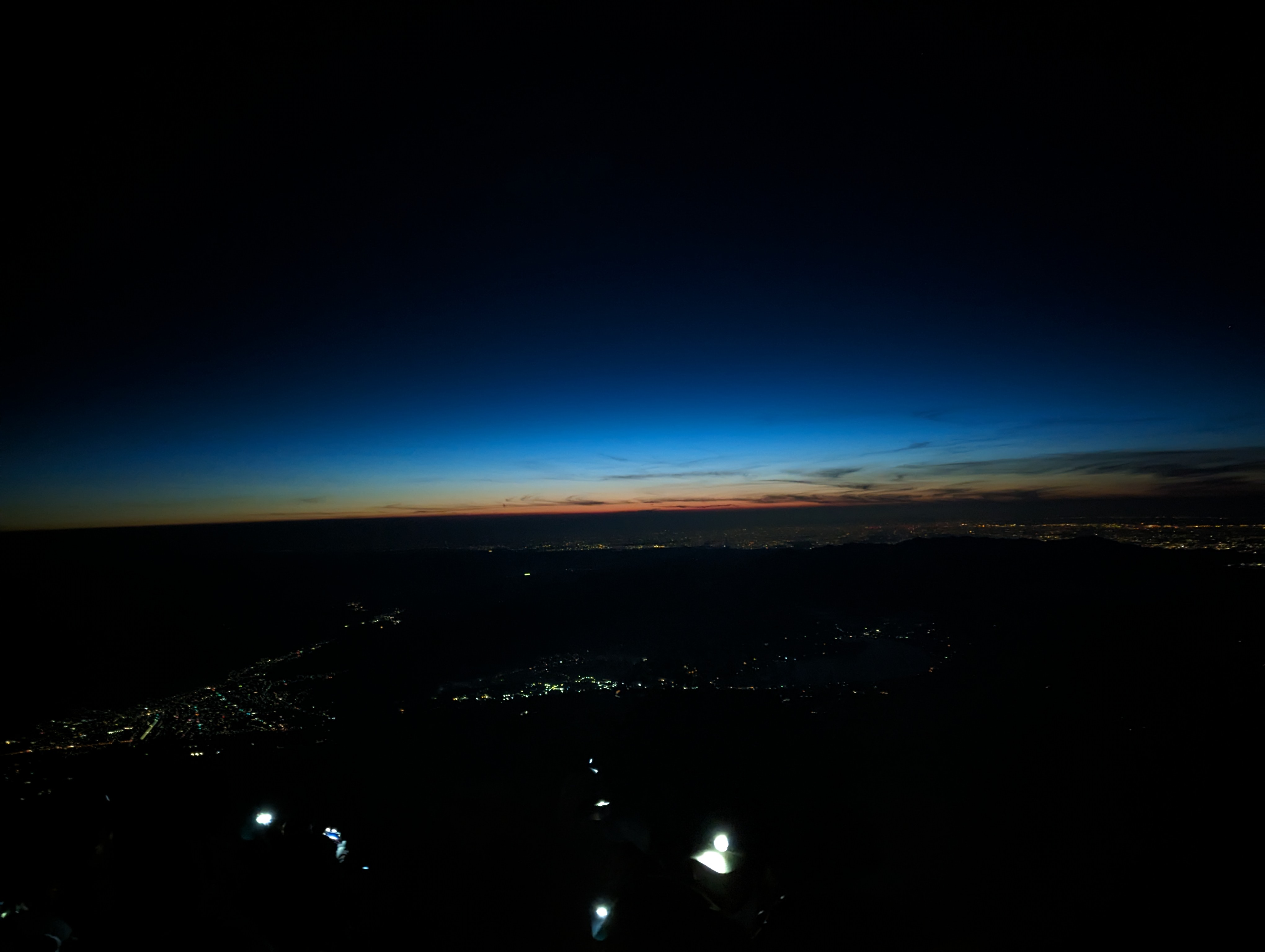 夜明け前1