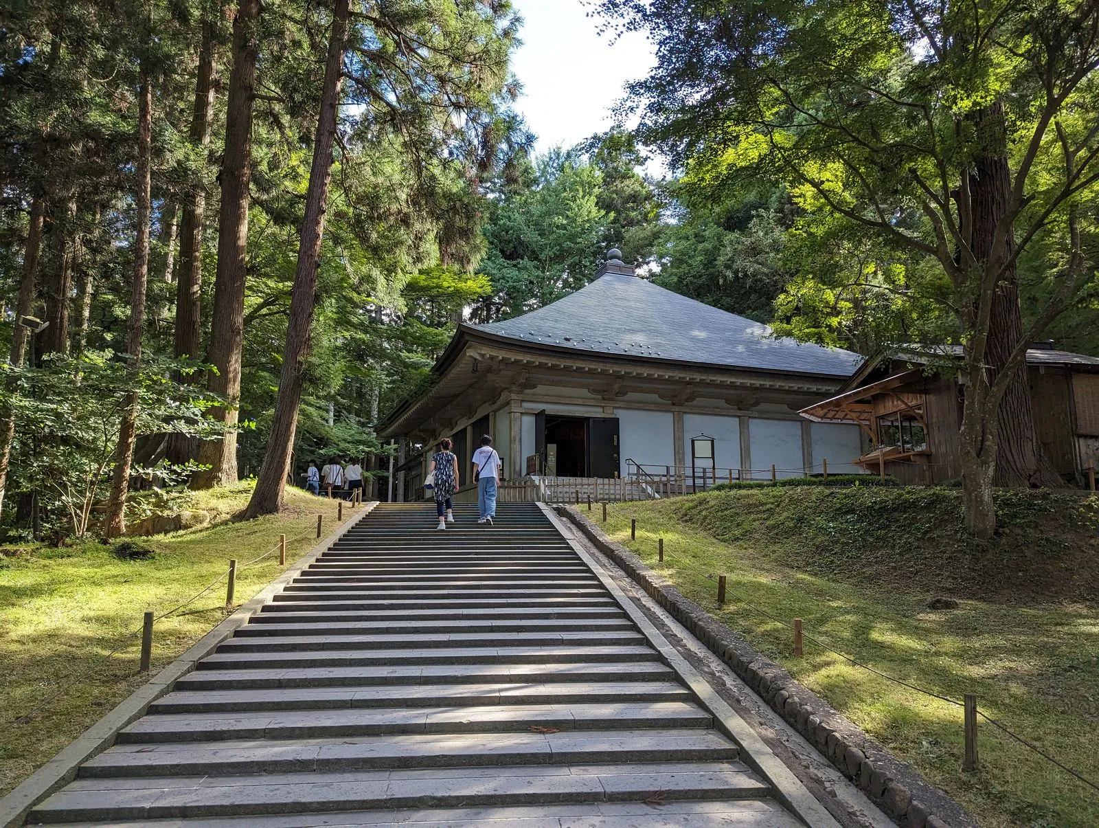 中尊寺覆堂