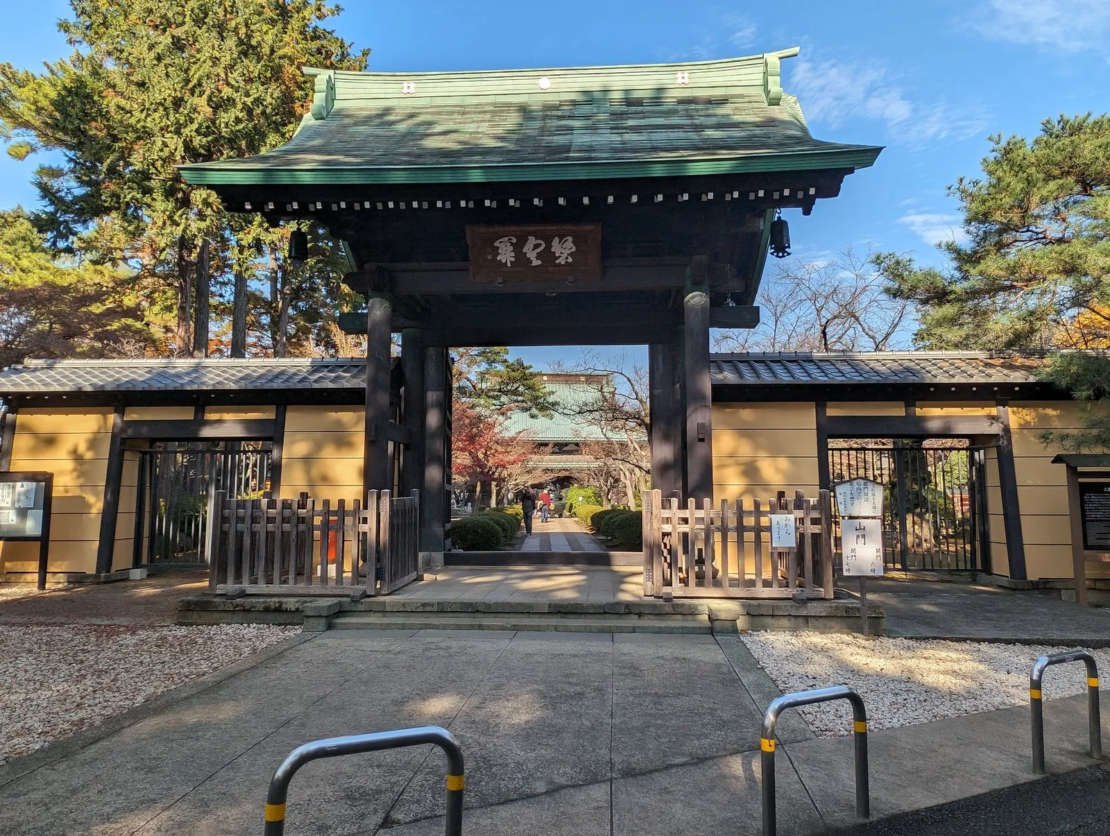 豪徳寺山門