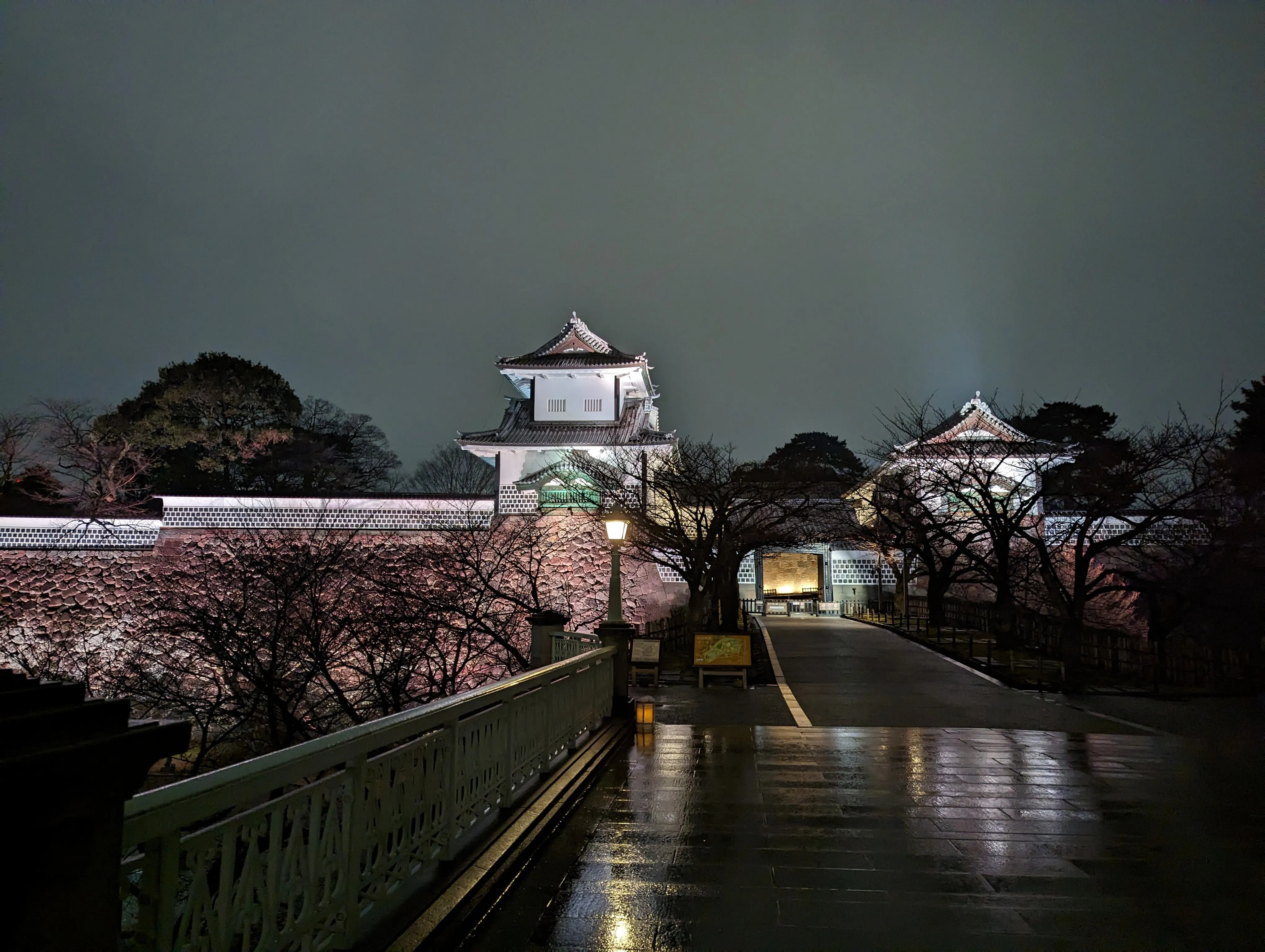 石川門夜